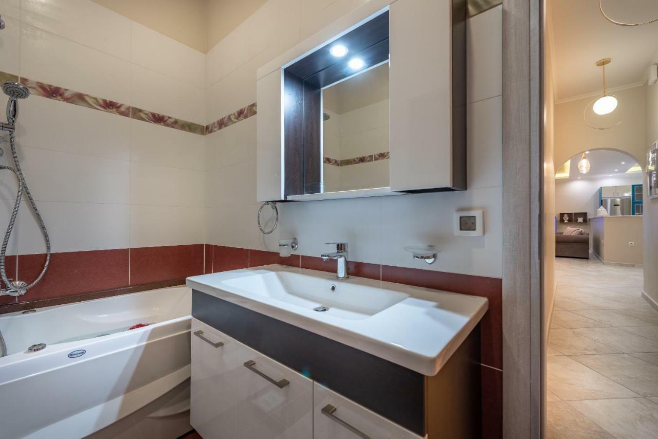 Aquarella Luxury Apartment Argassi Exteriör bild